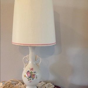Vintage lamp with shade